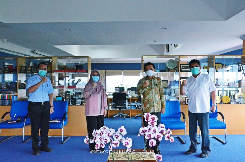 Pj. Walikota Makassar Bertemu Rektor Unhas Membahas Isu Covid-19