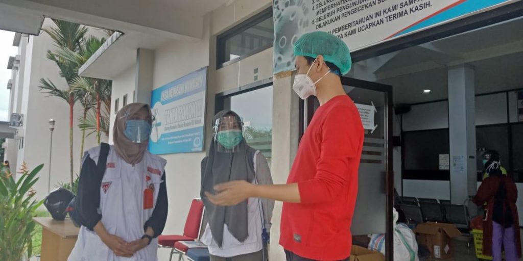 Tim Bantuan Medis Calcaneus FK Unhas Gelar Operasi Kemanusiaan di Masamba