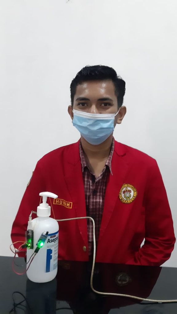 Mahasiswa KKN Unhas Hasilkan Inovasi Dispenser Handsanitiser Otomatis