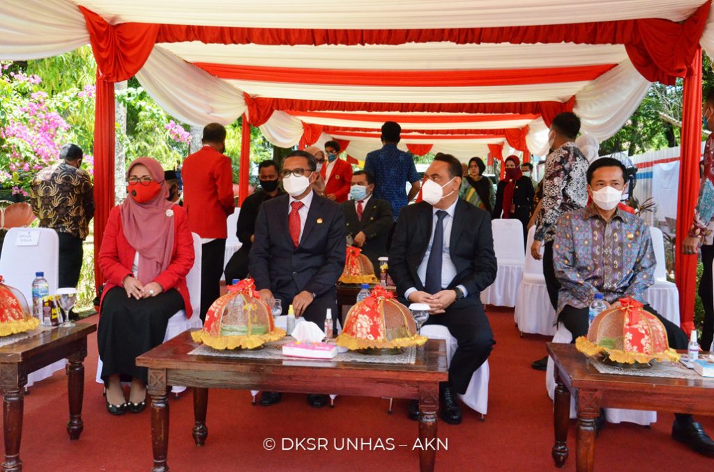 Unhas Canangkan Pembangunan Training Center, Hotel and Convention