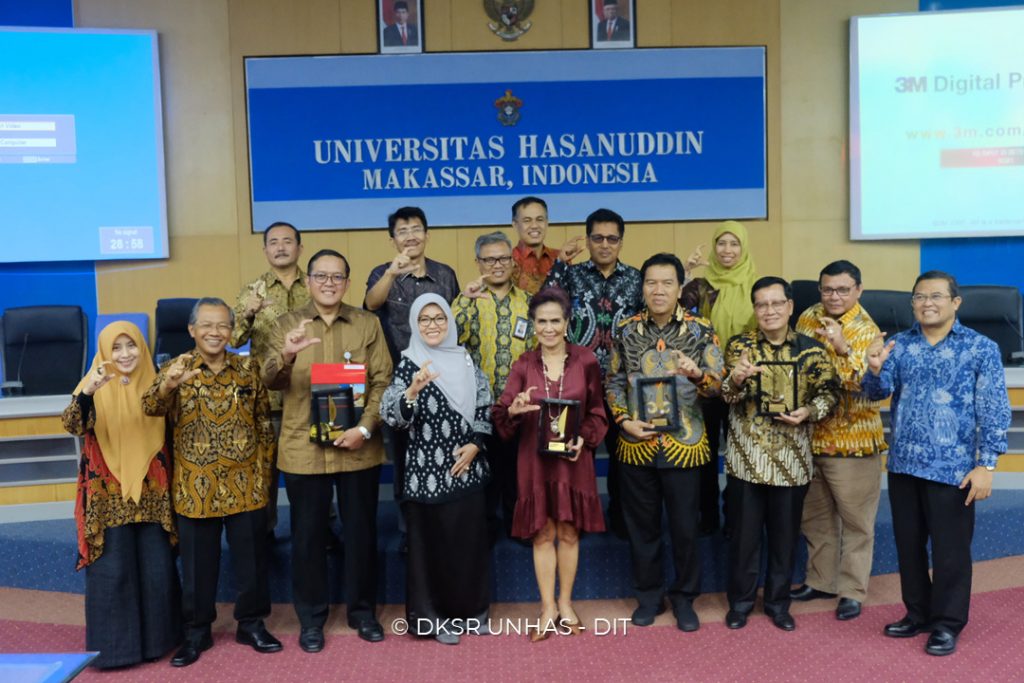 Bahas Stabilitas Ekonomi, Forum Rektor Gelar Seminar dan FGD di Unhas