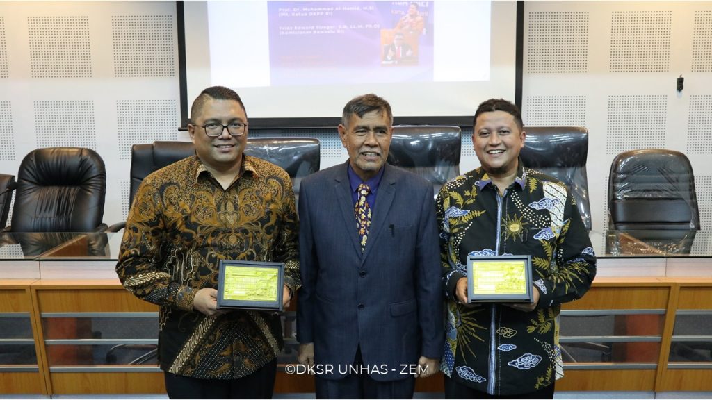 Gelar Seminar Nasional, FISIP Unhas Bahas Pilkada 2020 Yang Berintegritas