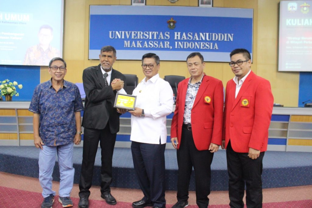 Gubernur Kalimantan Utara Berbagi Strategi Menata Wilayah Perbatasan di Unhas