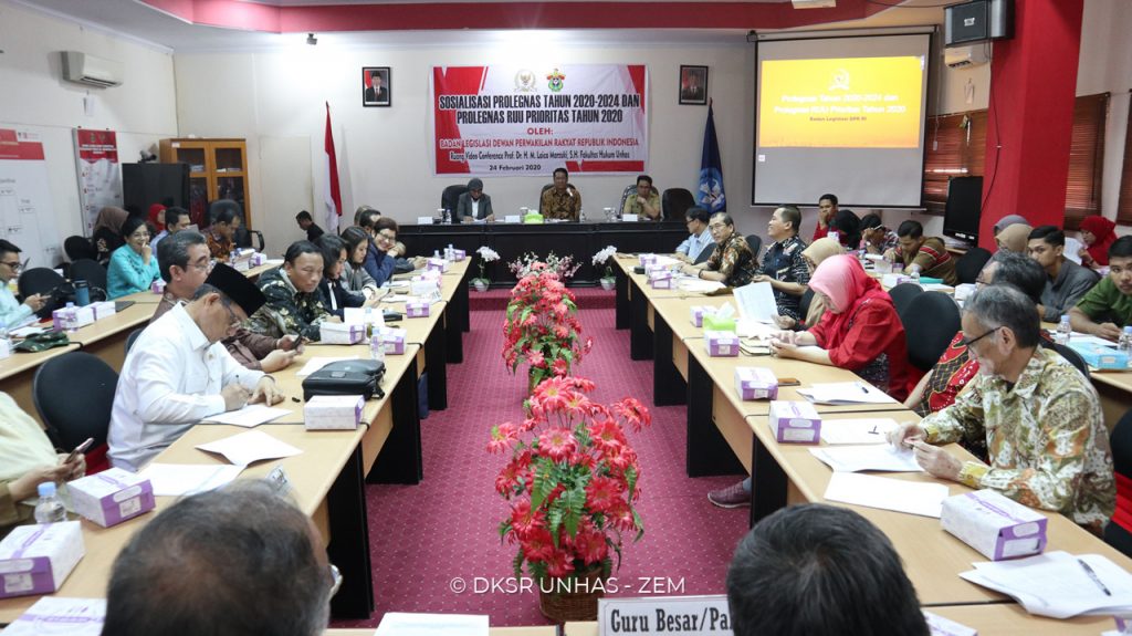 DPR RI Sosialisasikan Program Legislasi Nasional RUU di Unhas