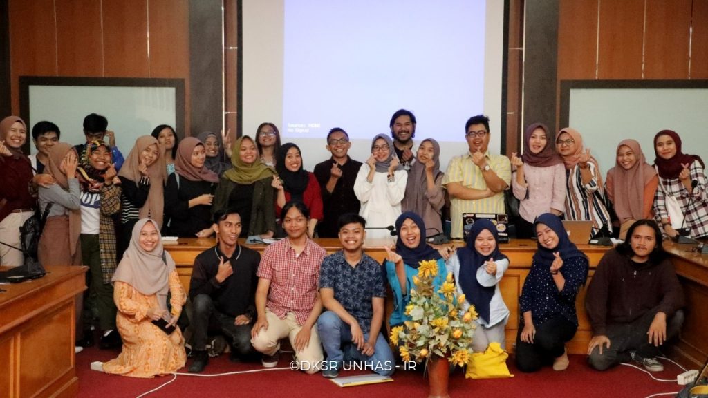 Laboratorium HI Unhas Diskusikan Marxisme dan Kapitalisme Dalam Film Parasite