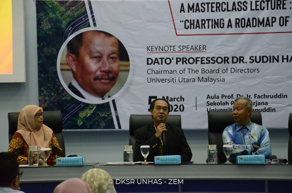 Ketua Dewan Direksi Universiti Utara Malaysia Berikan Kuliah Umum di Unhas