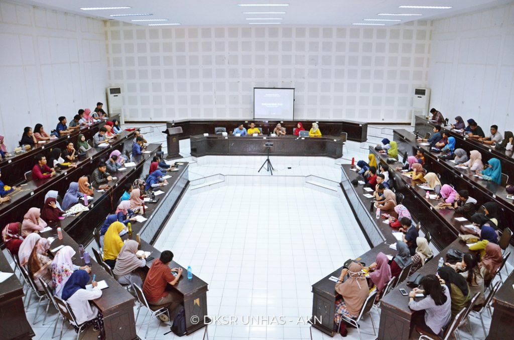 DAPK Unhas Gelar Talk Show Persiapan Beasiswa dan Studi Luar Negeri