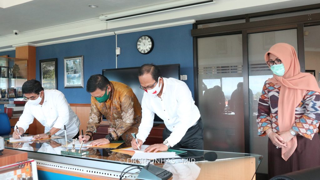 Unhas dan BSM Sepakat Kerjasama Hilirisasi Produk Inovasi E-Magic UH1