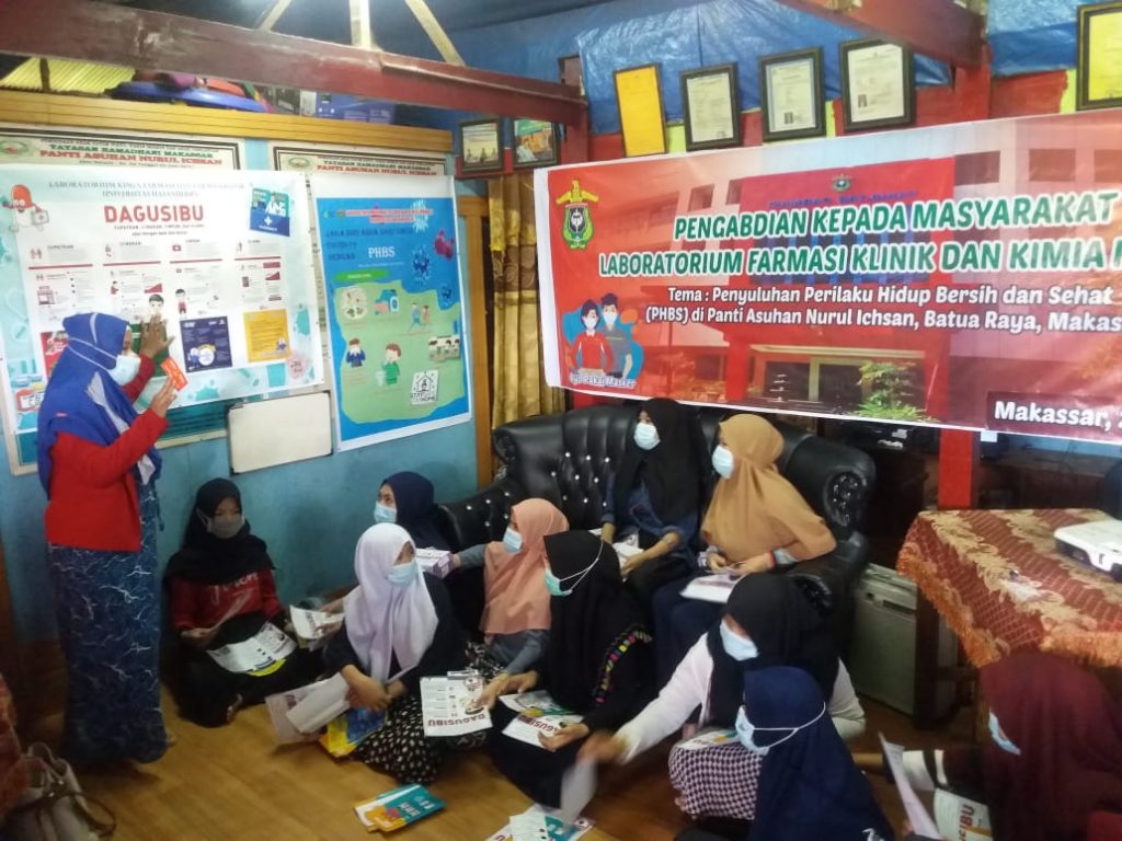 Fakultas Farmasi Unhas Menggelar Pengabdian Masyarakat di Panti Asuhan