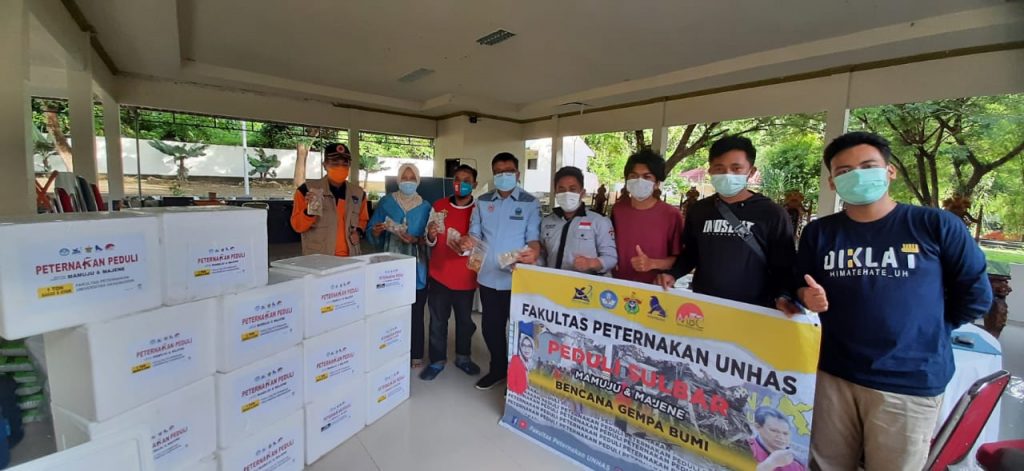 Pemerintah Sulawesi Barat Terima Langsung Donasi Satu Ton Bakso dari Unhas