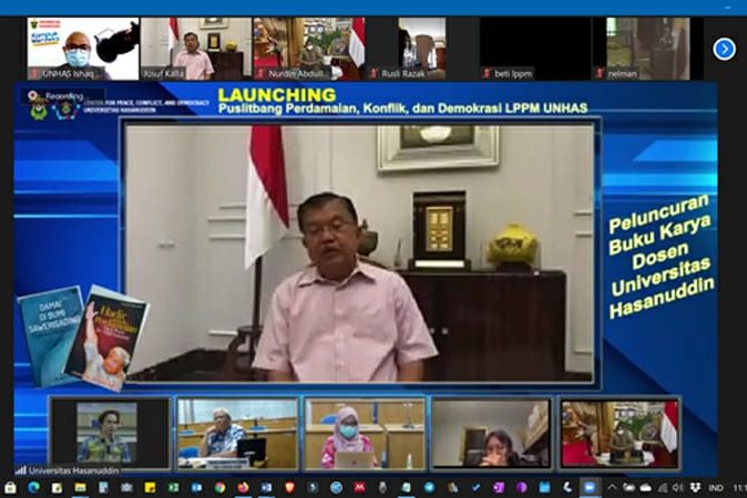 JK Beri Arahan pada Peluncuran Puslitbang Perdamaian, Konflik dan Demokrasi Unhas