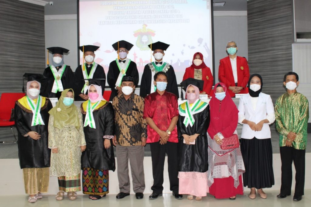 Gelar Yudisium dan Penyumpahan Periode April 2021, Ini Pesan Dekan FKG Unhas