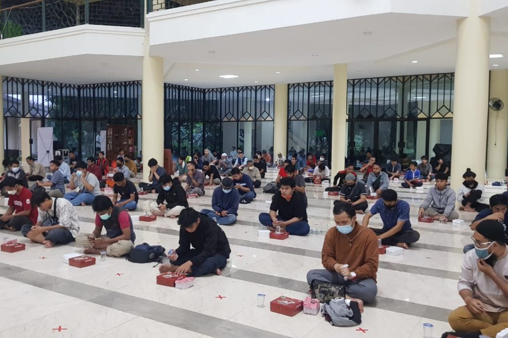 Unhas Hadirkan Gema Ramadhan Kampus untuk Pembinaan Rohani