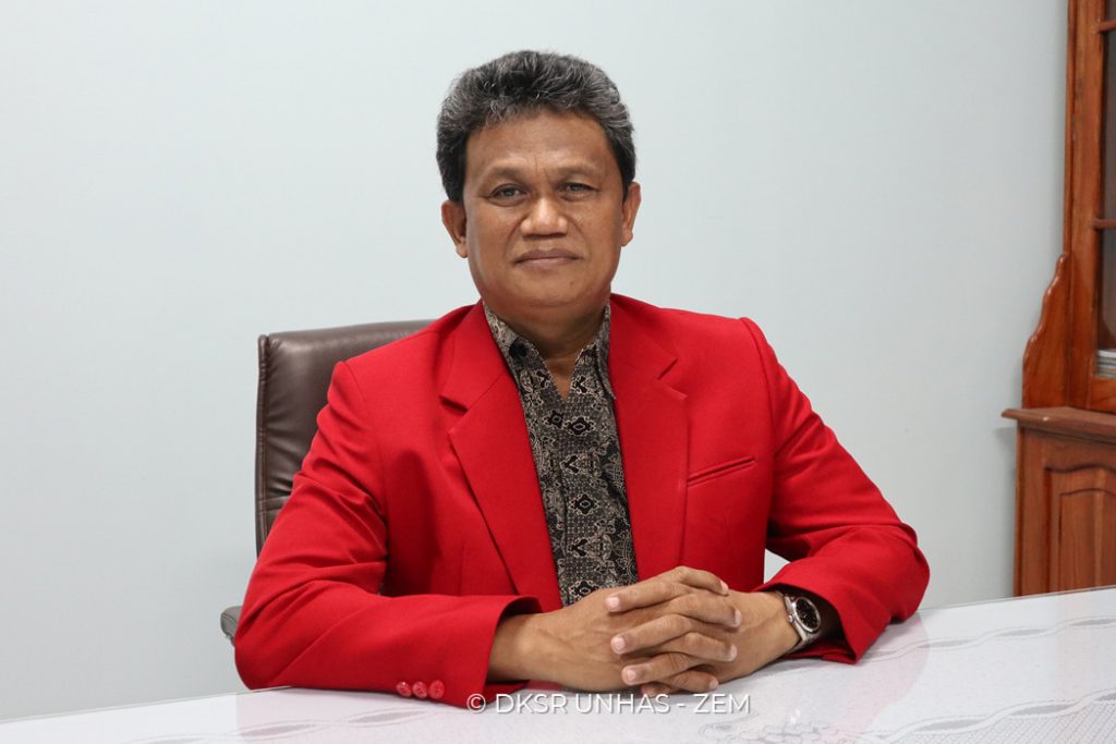 Fakultas Peternakan Unhas Sedikan 900 Ekor Ayam melalui Pasar Murah Ramadhan