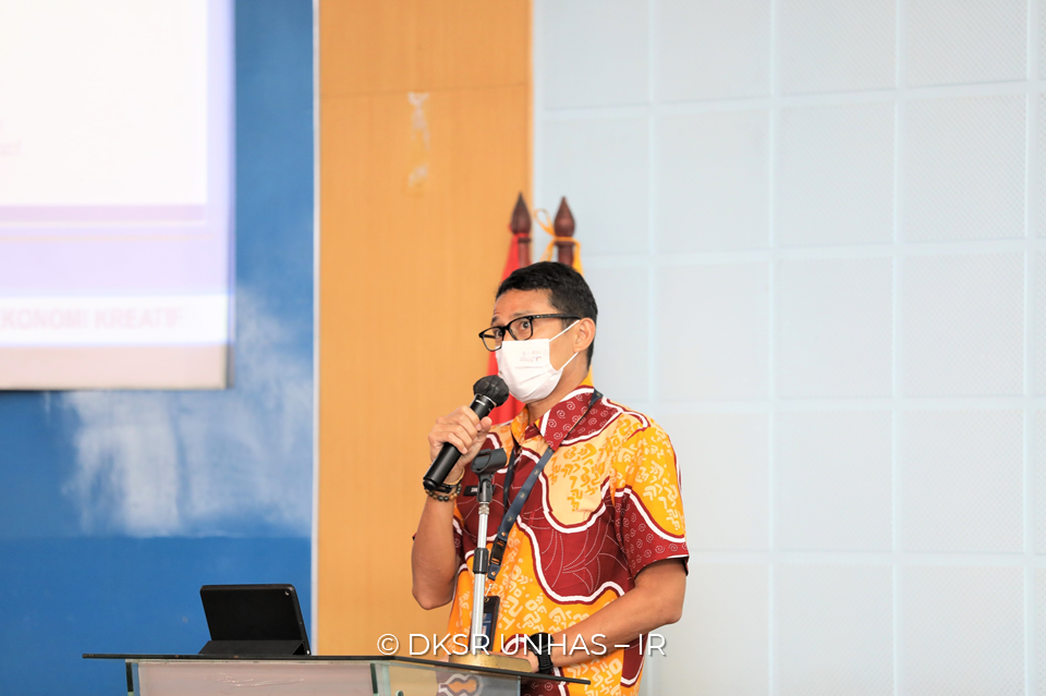 Menteri Sandiaga Uno Paparkan Strategi Pemulihan Sektor Pariwisata dan Ekonomi Kreatif