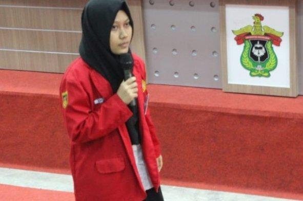 Winda Sari Mahasiswa Fakultas Hukum, Juara Dua Mawapress Unhas 2021