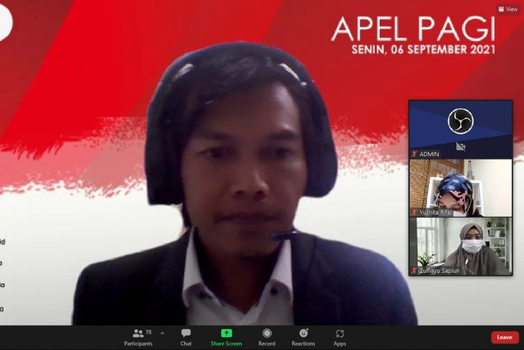 Farmasi Unhas Gelar Kuliah Umum Bahas Penulisan Bereputasi Internasional