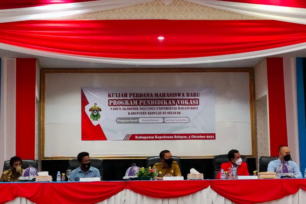 Bupati Selayar Membuka Secara Resmi Kuliah Perdana Pendidikan Vokasi Unhas