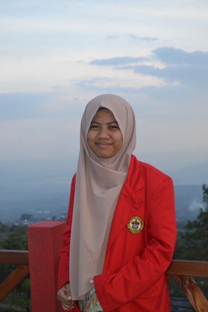 Mahasiswa Prodi Psikologi Unhas Raih Best Paper di Temu Ilmiah Nasional