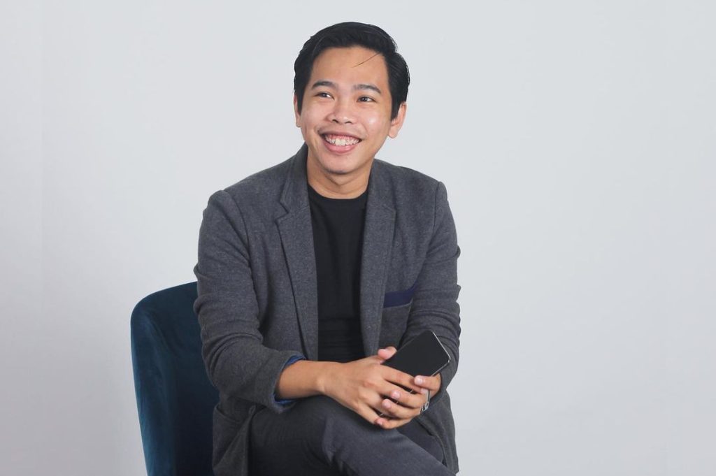 Iksan Bangsawan, Kembangkan Karir Sebagai Kreator Digital dan CEO Skena