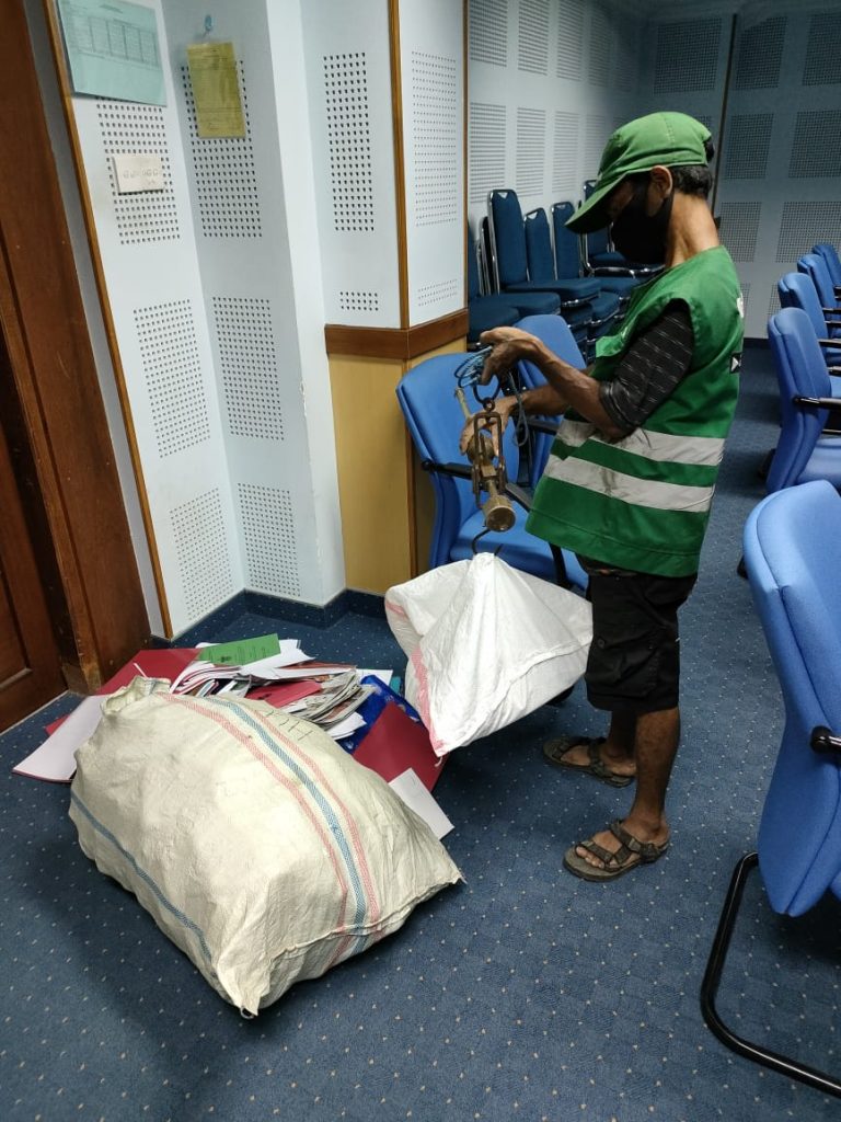 Pascasarjana Unhas Kerja Sama PT. Mall Sampah Inisiasi Pengelolaan Sampah