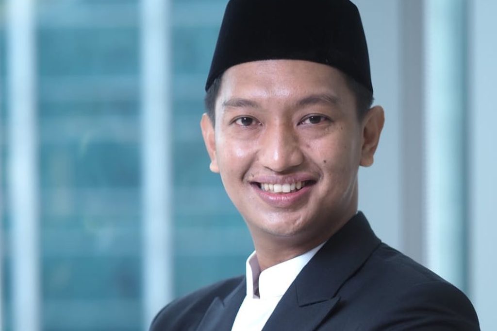 Arief Rosyid Alumni FKG Unhas, Komisaris Termuda Bank Syariah Indonesia