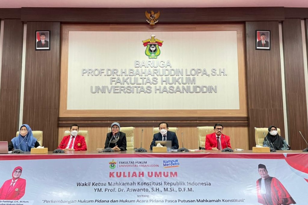 Fakultas Hukum Unhas Gelar Kuliah Umum oleh Wakil Ketua Mahkamah Konstitusi, Prof. Aswanto