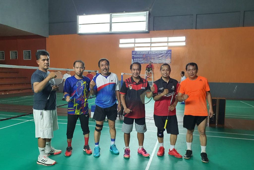 Di Sela Libur Lebaran Rektor Unhas Kunjungi Fasilitas Olah Raga di Kampus Baraya