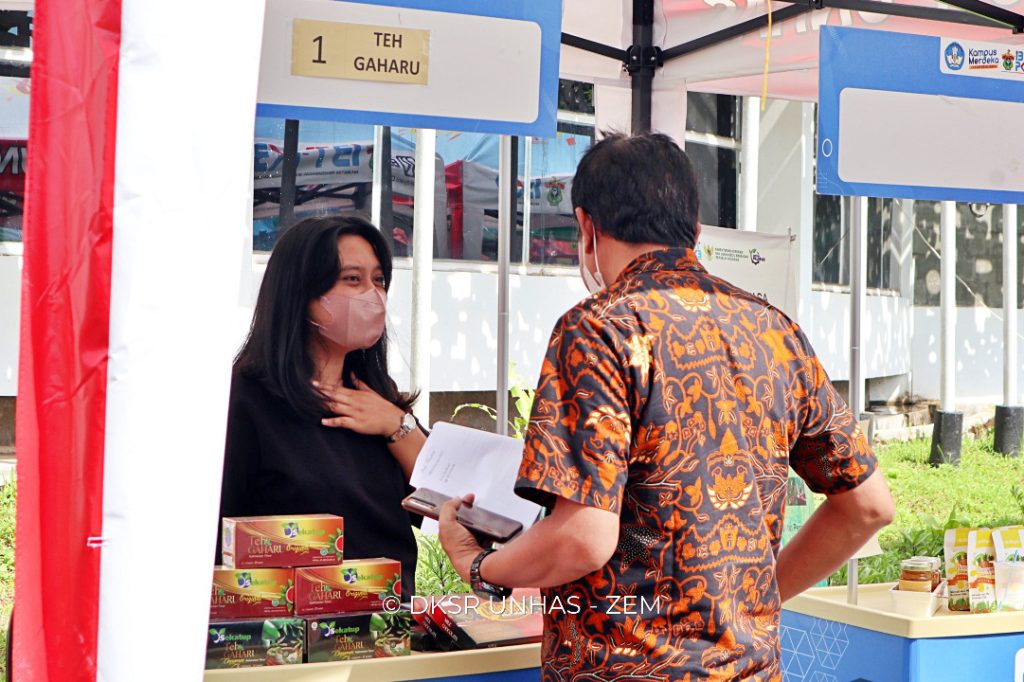 55 Perusahaan Rintisan dan UMKM Pamerkan Produk Inovasi pada Unhas Market dan Expo 2022