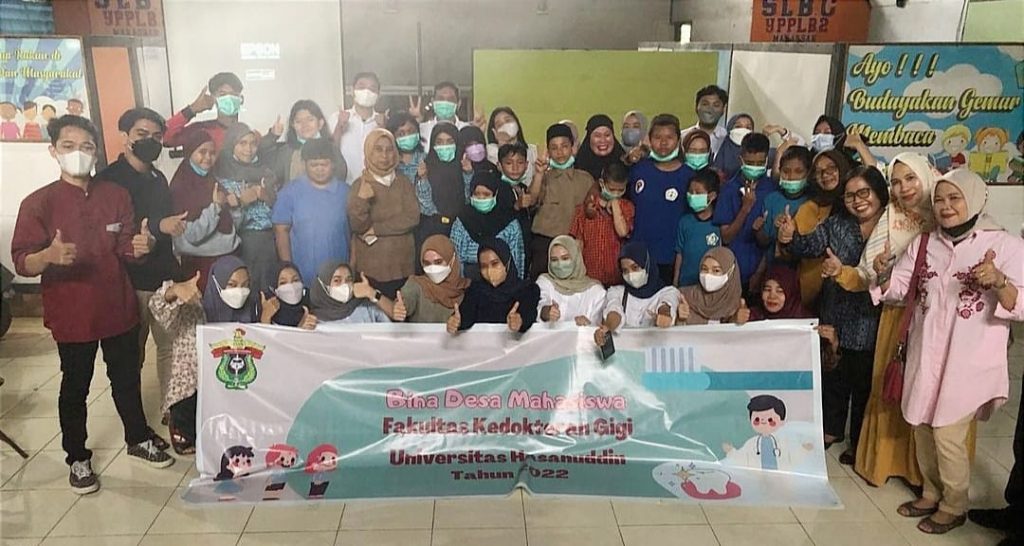 FKG Unhas Gelar Penyuluhan Hidup Sehat pada Anak Tunagrahita Ringan