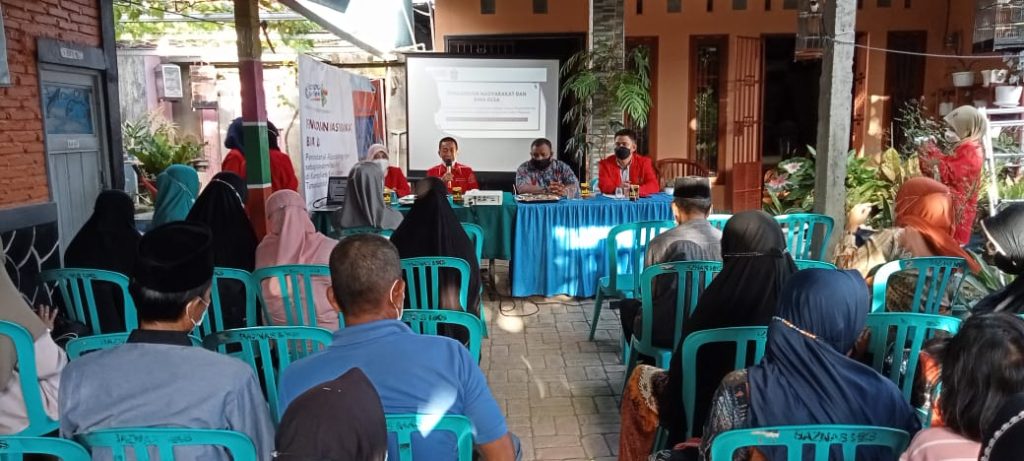 Farmasi Unhas Terapkan Inovasi untuk Penjernihan Air di Kampung Kera-Kera