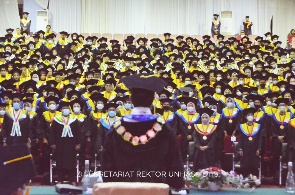 Unhas Hasilkan 919 Wisudawan Baru pada Periode I Tahap 1 Tahun Akademik 2022/2023