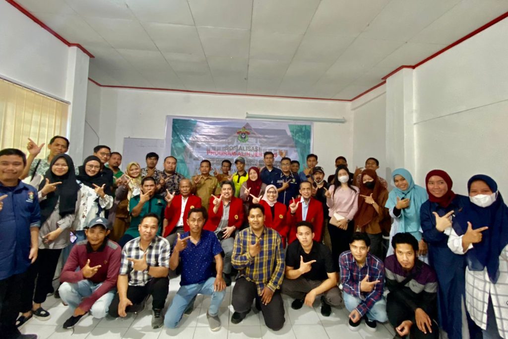 Fakultas Vokasi Unhas Gelar Sosialisasi Program Alih Jenjang di Dua Prodi Vokasi Kab. Sidrap