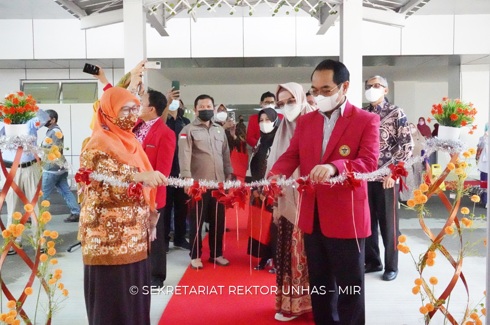 Soft Launching Unit Perawatan Intensif Penyakit Menular pada Rumah Sakit Unhas