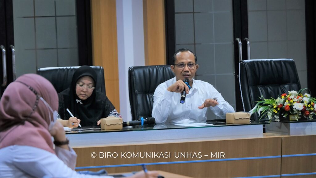 Unhas Gelar Rapat Persiapan Wisuda Periode November, Akan Diikuti 884 Wisudawan