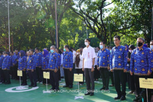 Sivitas akademika Unhas Upacara Hari Pahlawan