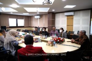 Unhas Terima Kunjungan Kerja UPN Veteran Jakarta Bahas Peningkatan Pelayanan Teknis Pelaporan PDDikti