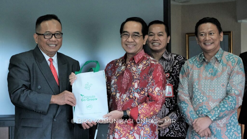 Unhas dan Unissula Sepakat Kerja Sama dalam Bidang Pengembangan Tridharma
