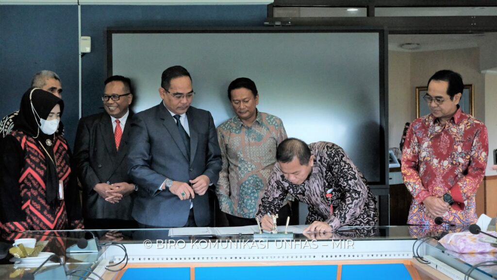 Unhas dan Unissula Sepakat Kerja Sama dalam Bidang Pengembangan Tridharma