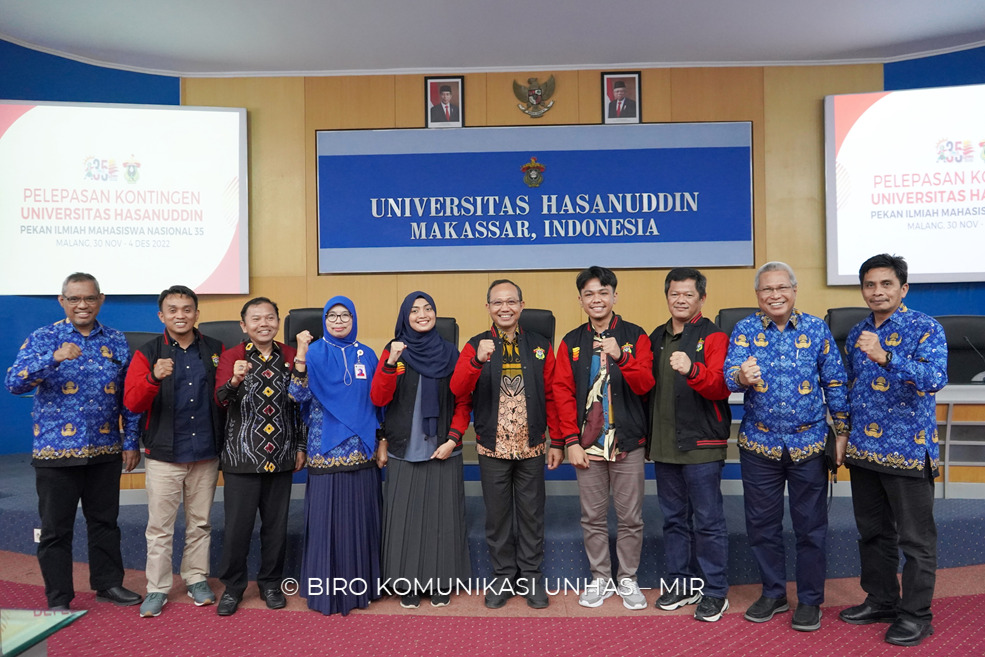 Unhas Resmi Lepas 12 Tim untuk Berlaga dalam Kompetisi Pekan Ilmiah Mahasiswa Nasional 2022 di Malang