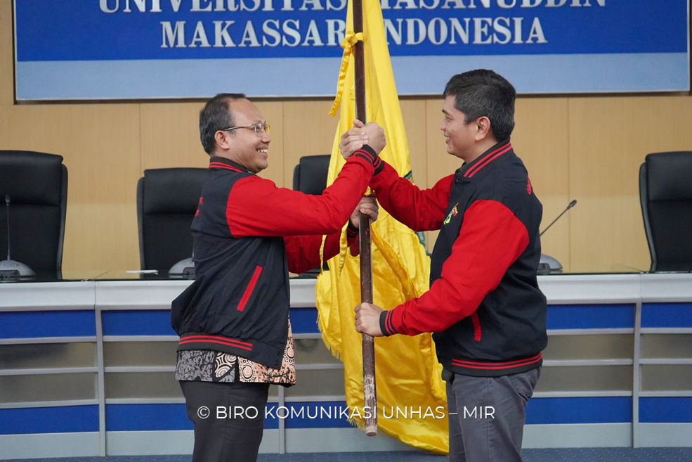 Unhas Resmi Lepas 12 Tim untuk Berlaga dalam Kompetisi Pekan Ilmiah Mahasiswa Nasional 2022 di Malang