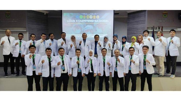 Tiga Mahasiswa FKG Unhas Jadi Lulusan Pertama Prodi Spesialis Bedah Mulut dan Maksilofasial