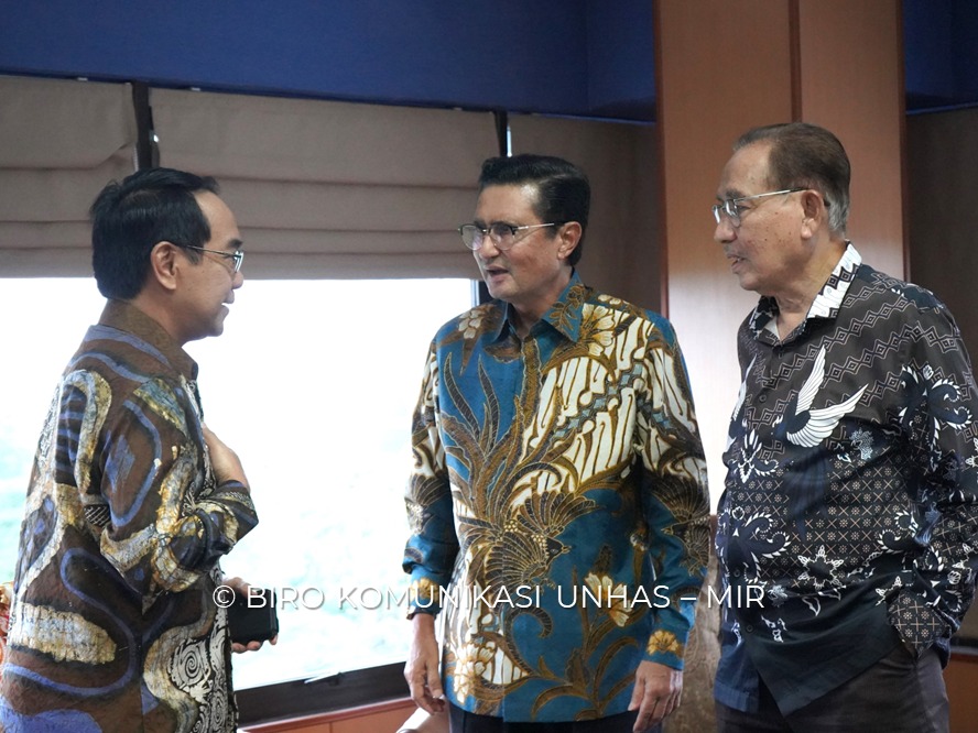 Rektor Unhas dan Wakil Ketua MPR RI Diskusi Percepatan Pembangunan IKN