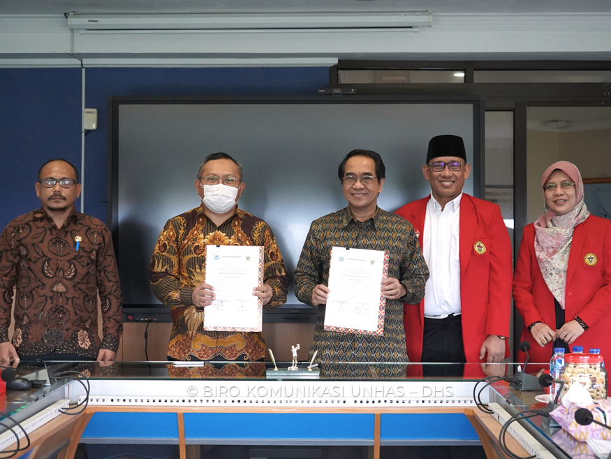 Unhas dan Kab. Banggai Kepulauan Sepakat Kerjasama Bidang Pengembangan Tridarma