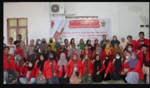 Gelar Pengabdian Masyarakat, Fakultas Ekonomi Unhas Berikan Pelatihan Sustainability Company Profile di Takalar