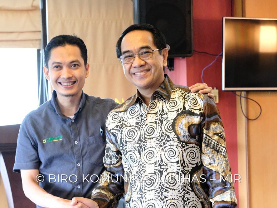 Editor in Cheft Jurnal Canrea dan Rektor Unhas