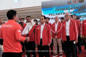 Resmi DIlantik Sebagai Ketua Umum PELTI, Rektor Unhas: Gelorakan Semangat Berolahraga