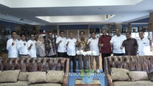 IKA Pusat Lakukan Kunjungan Ke Rektor Unhas