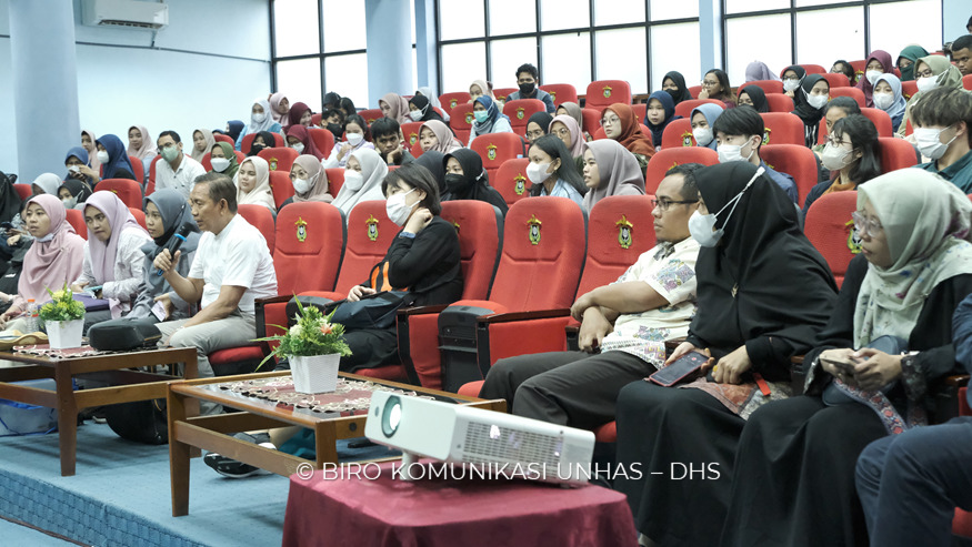 Fakultas Keperawatan Unhas Gelar Kuliah Tamu Hadirkan Narasumber dari Niigata University Jepang