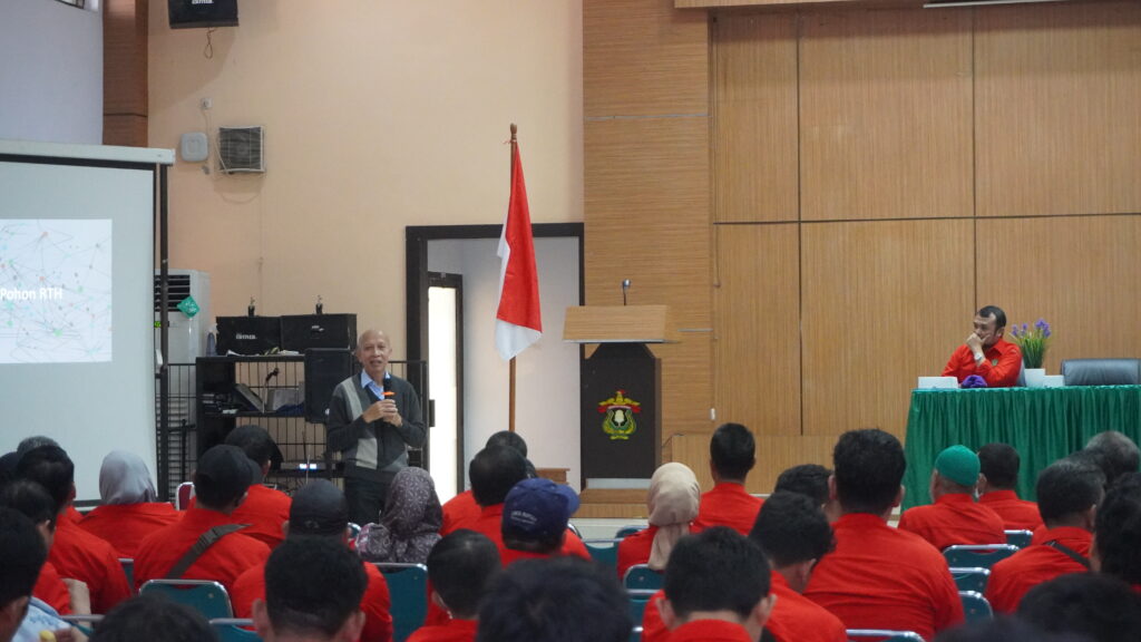 Subdirektorat K3 Unhas Gelar Bimtek Pengelolaan Bahaya dan Risiko Pohon Rawan Tumbang di Lingkup Kampus